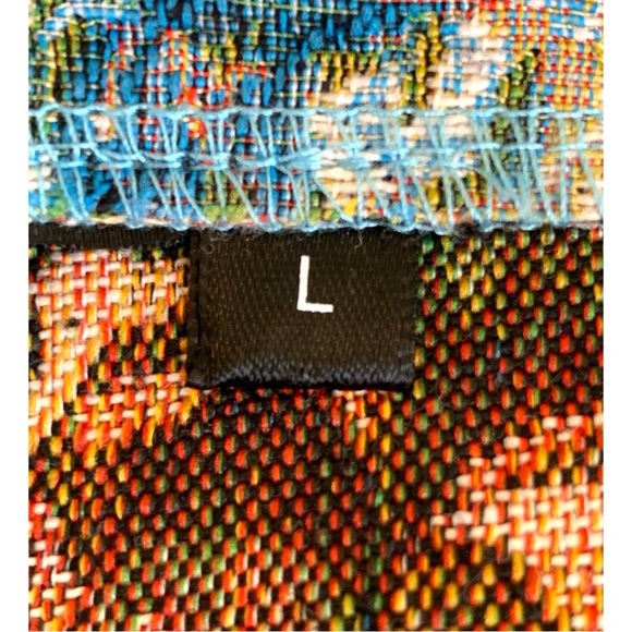 BLUE FLORAL 2 PIECE CROP TOP & MINI SKIRT. WOMEN’S SZ LARGE  NEW WITH TAGS - Picture 6 of 9